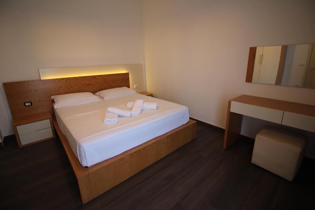 Sunrise Luxury Apartments Sarande Exterior photo