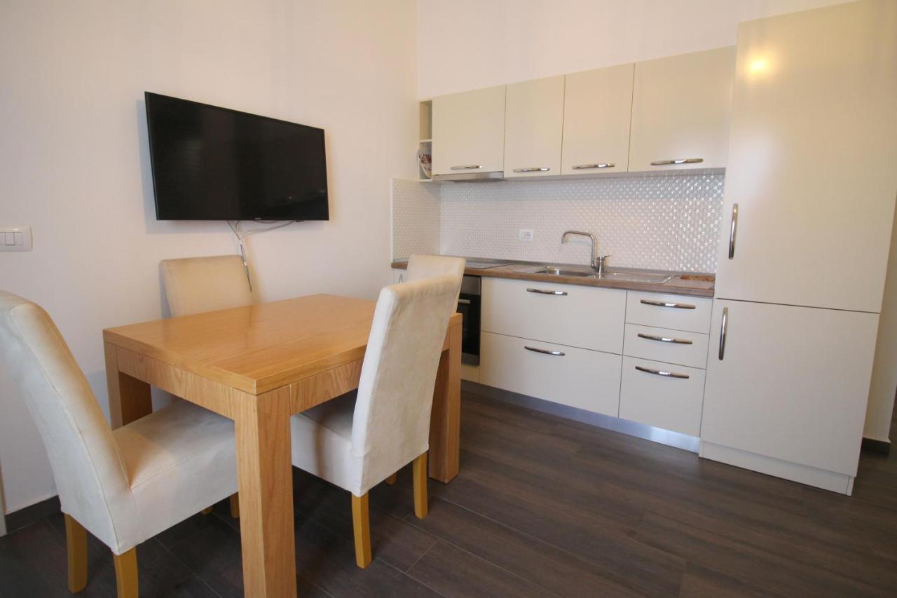 Sunrise Luxury Apartments Sarande Exterior photo