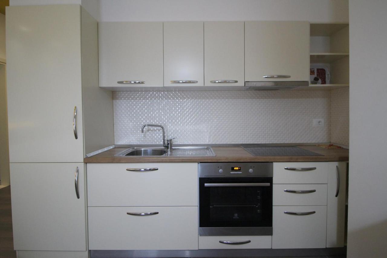 Sunrise Luxury Apartments Sarande Exterior photo