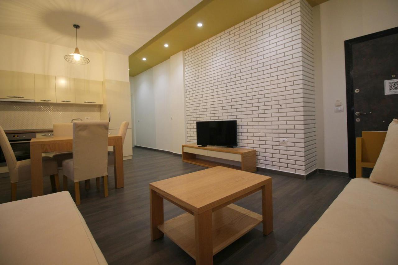 Sunrise Luxury Apartments Sarande Exterior photo