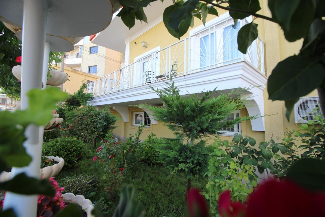 Sunrise Luxury Apartments Sarande Exterior photo