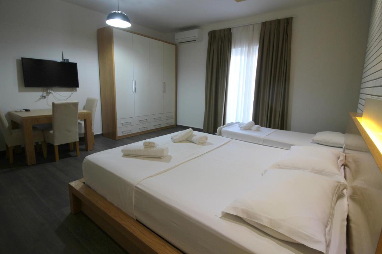 Sunrise Luxury Apartments Sarande Exterior photo