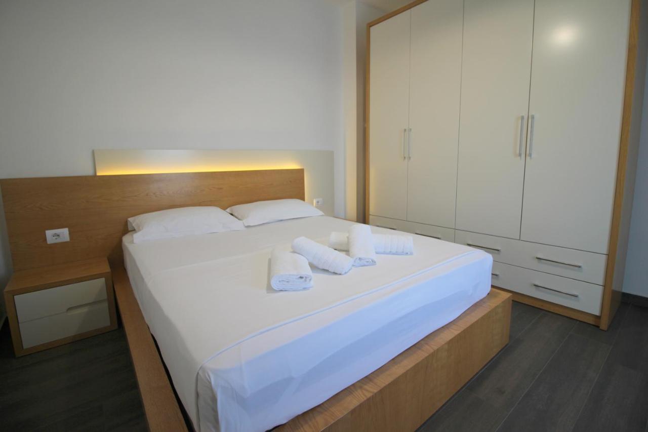 Sunrise Luxury Apartments Sarande Exterior photo