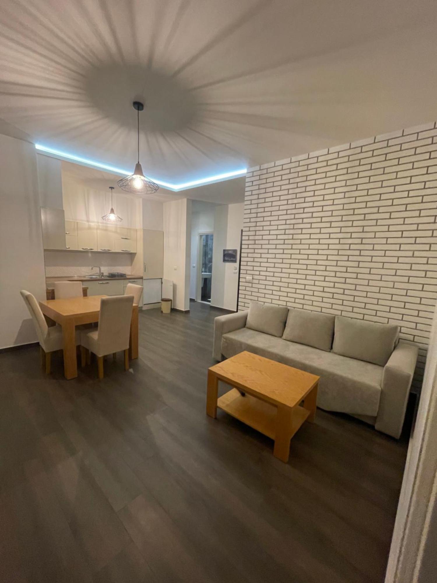 Sunrise Luxury Apartments Sarande Exterior photo