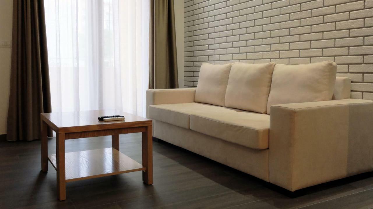 Sunrise Luxury Apartments Sarande Exterior photo