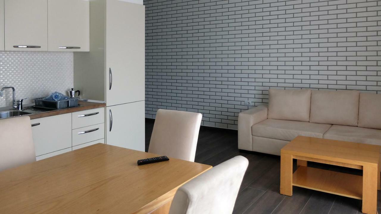 Sunrise Luxury Apartments Sarande Exterior photo