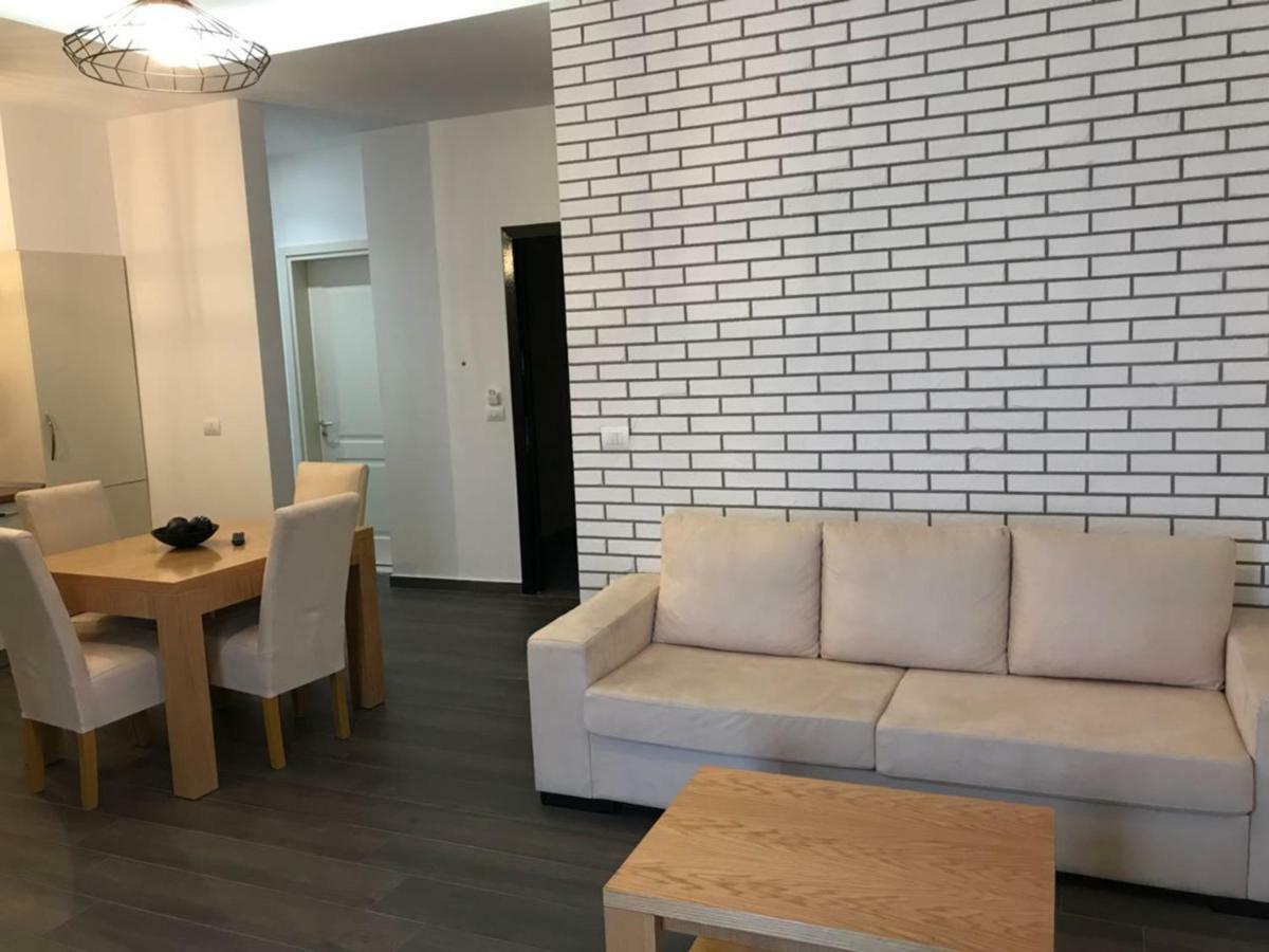 Sunrise Luxury Apartments Sarande Exterior photo