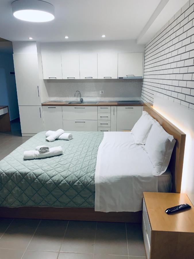 Sunrise Luxury Apartments Sarande Exterior photo